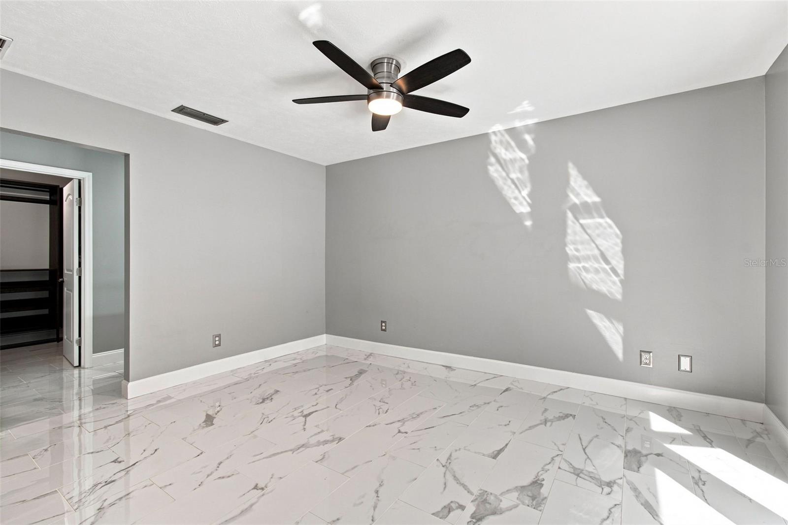 7233 WOODBROOK DR — photo 22