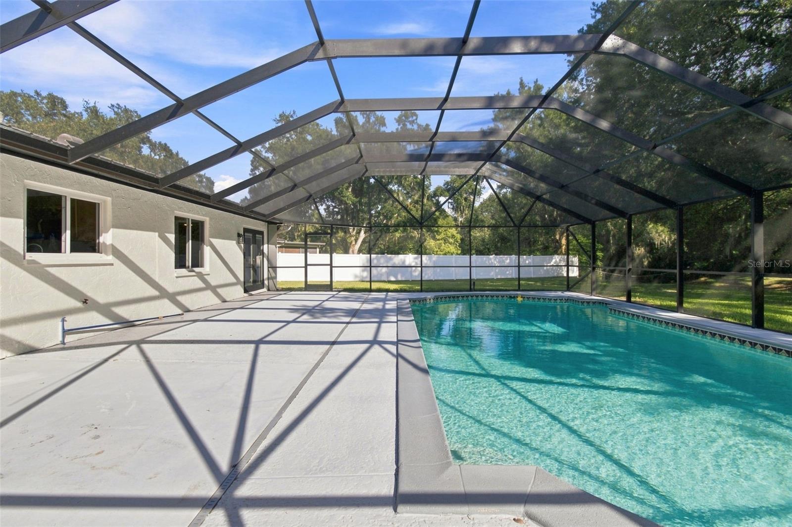 7233 WOODBROOK DR — photo 41