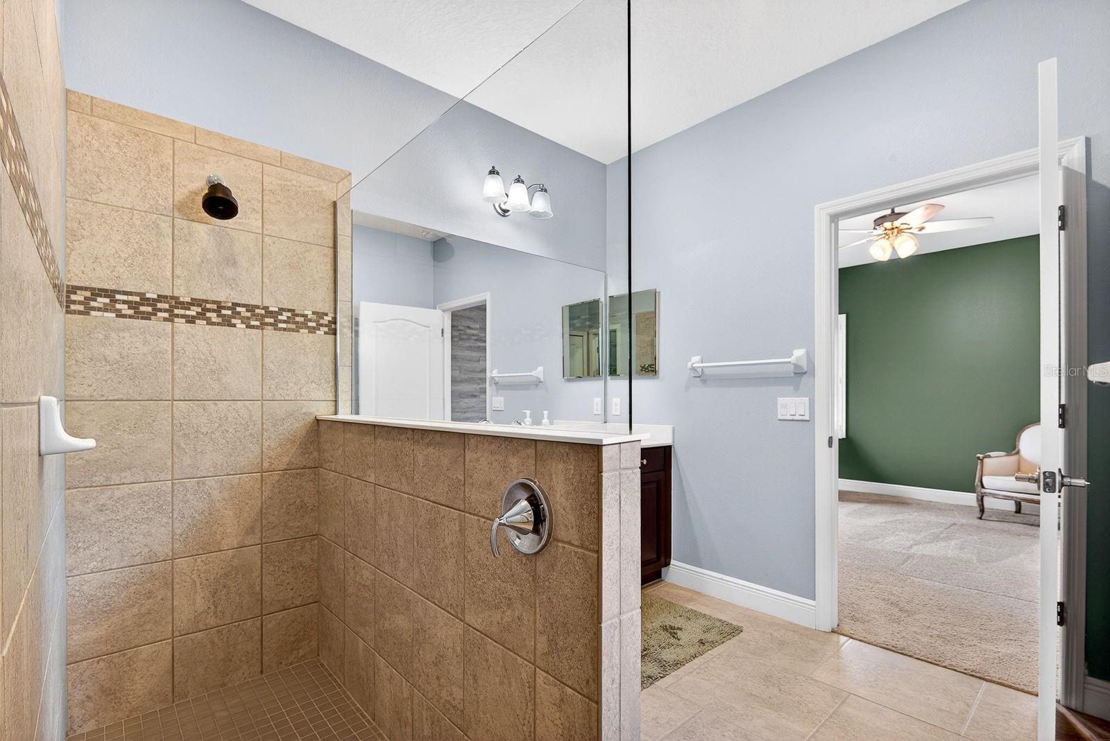 7428 RIDGELAKE CIR — photo 32