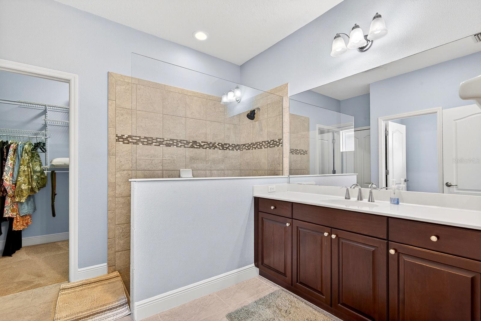 7428 RIDGELAKE CIR — photo 33