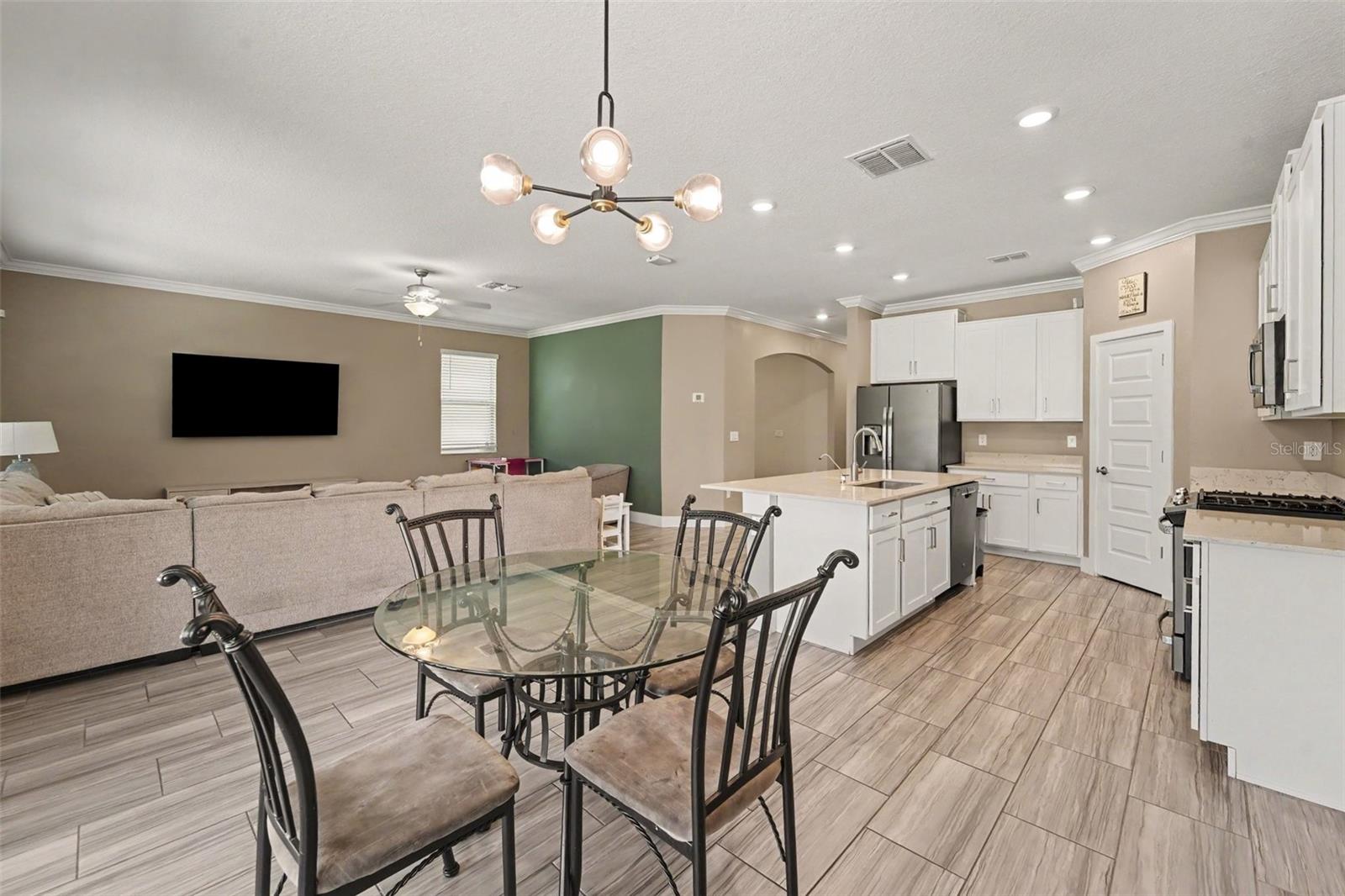 17989 FRAME BND — photo 15