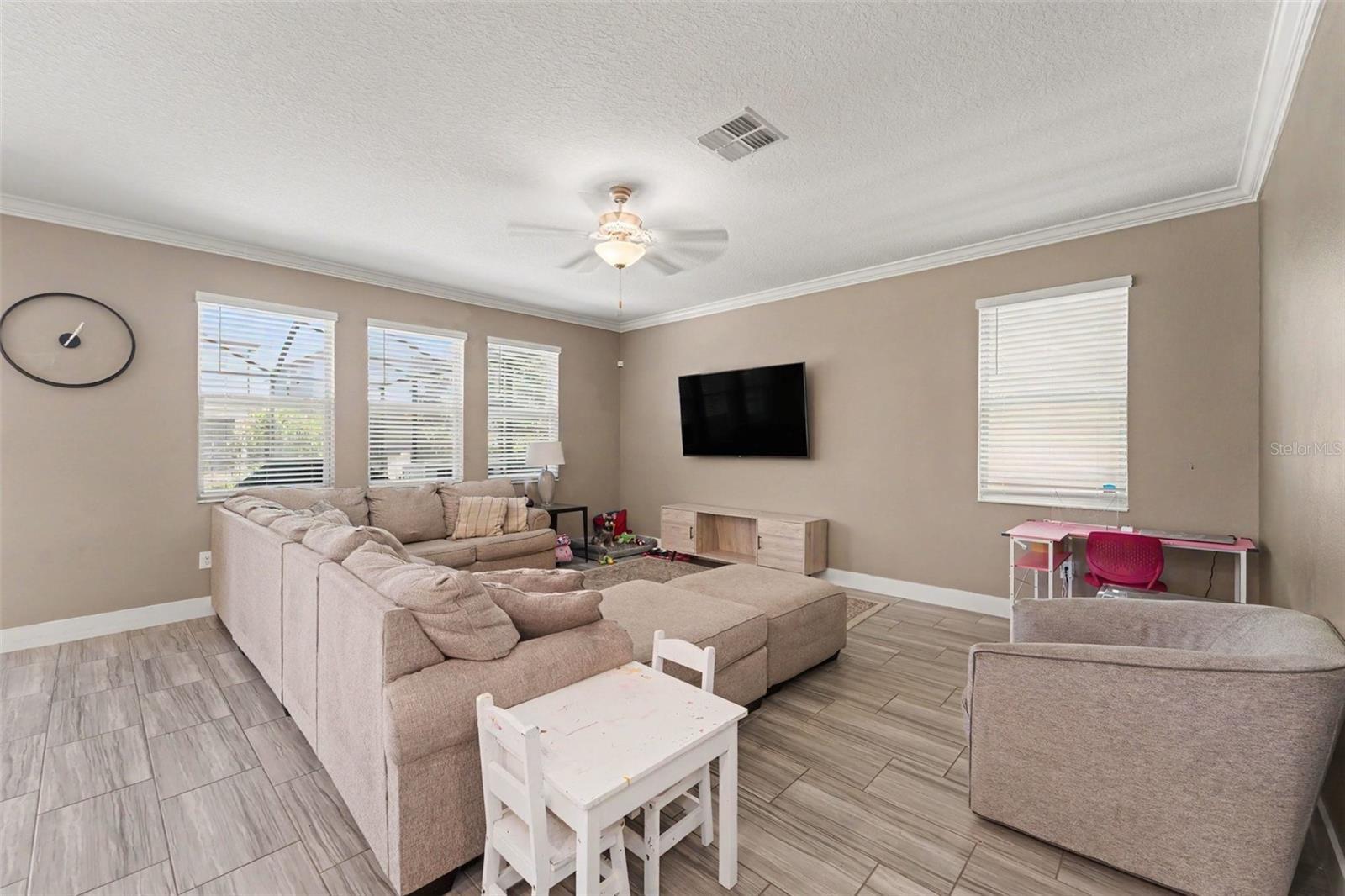 17989 FRAME BND — photo 11