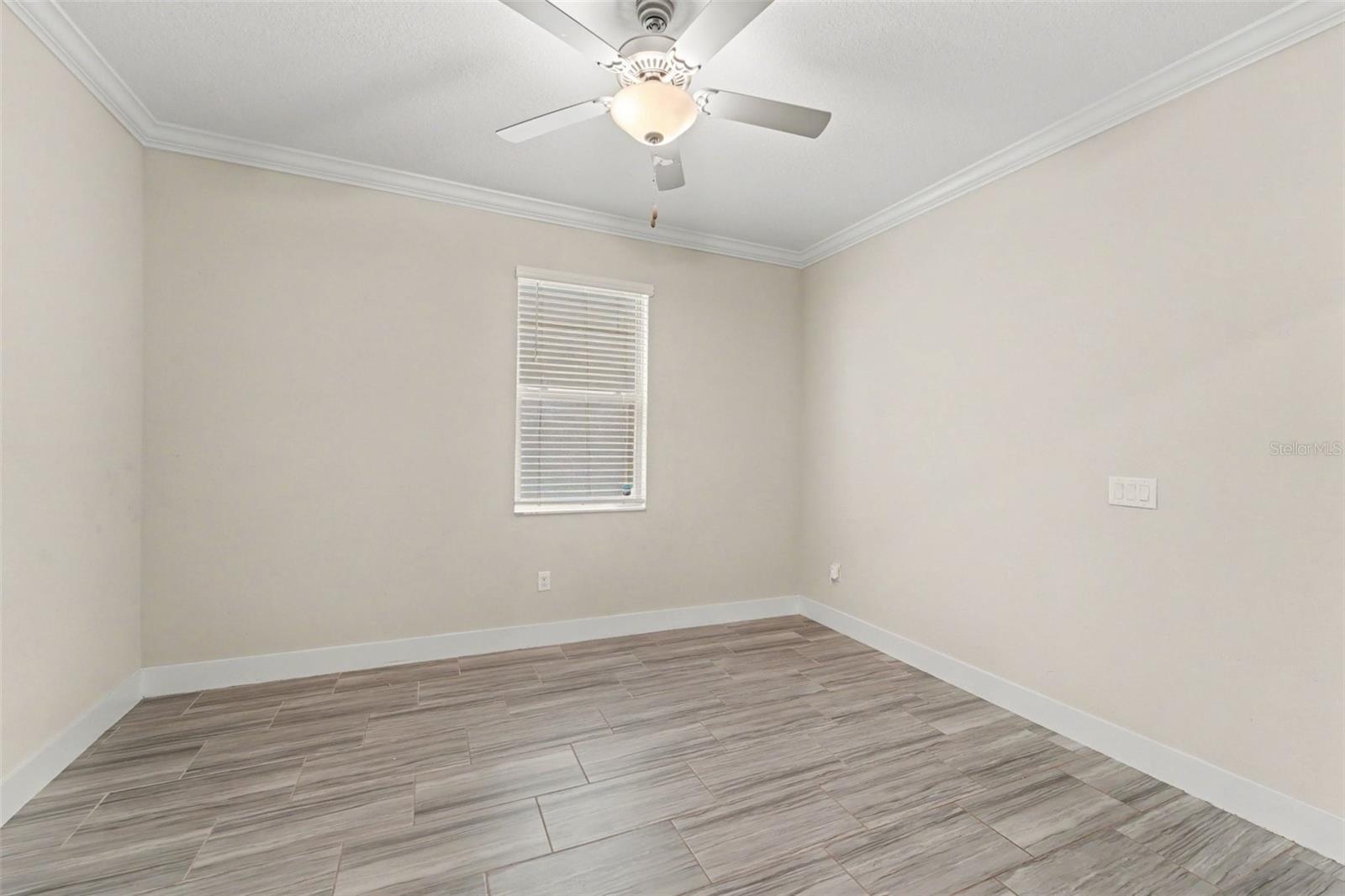 17989 FRAME BND — photo 40