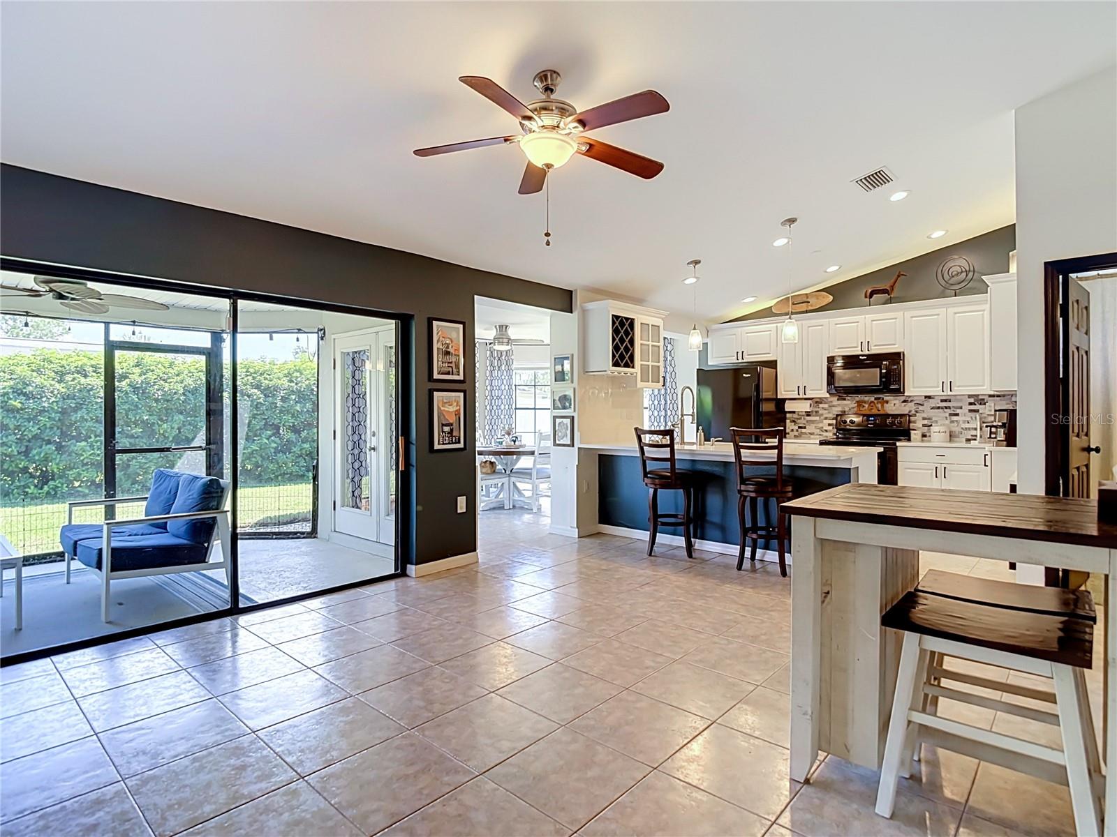 9902 STEPHENSON DR — photo 13