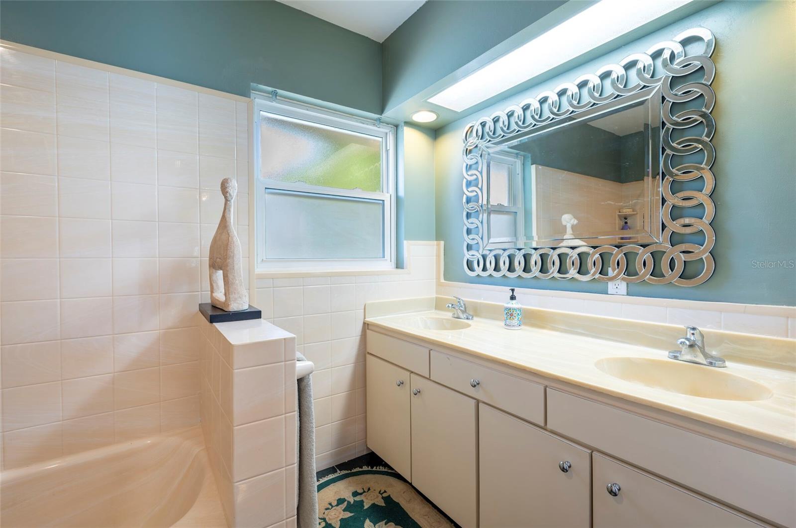 1294 FAIRWAY DR — photo 29