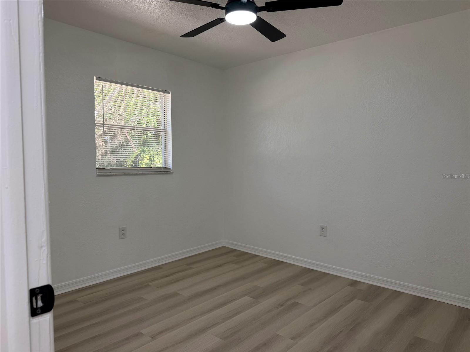 12022 CHUCK CIR — photo 10