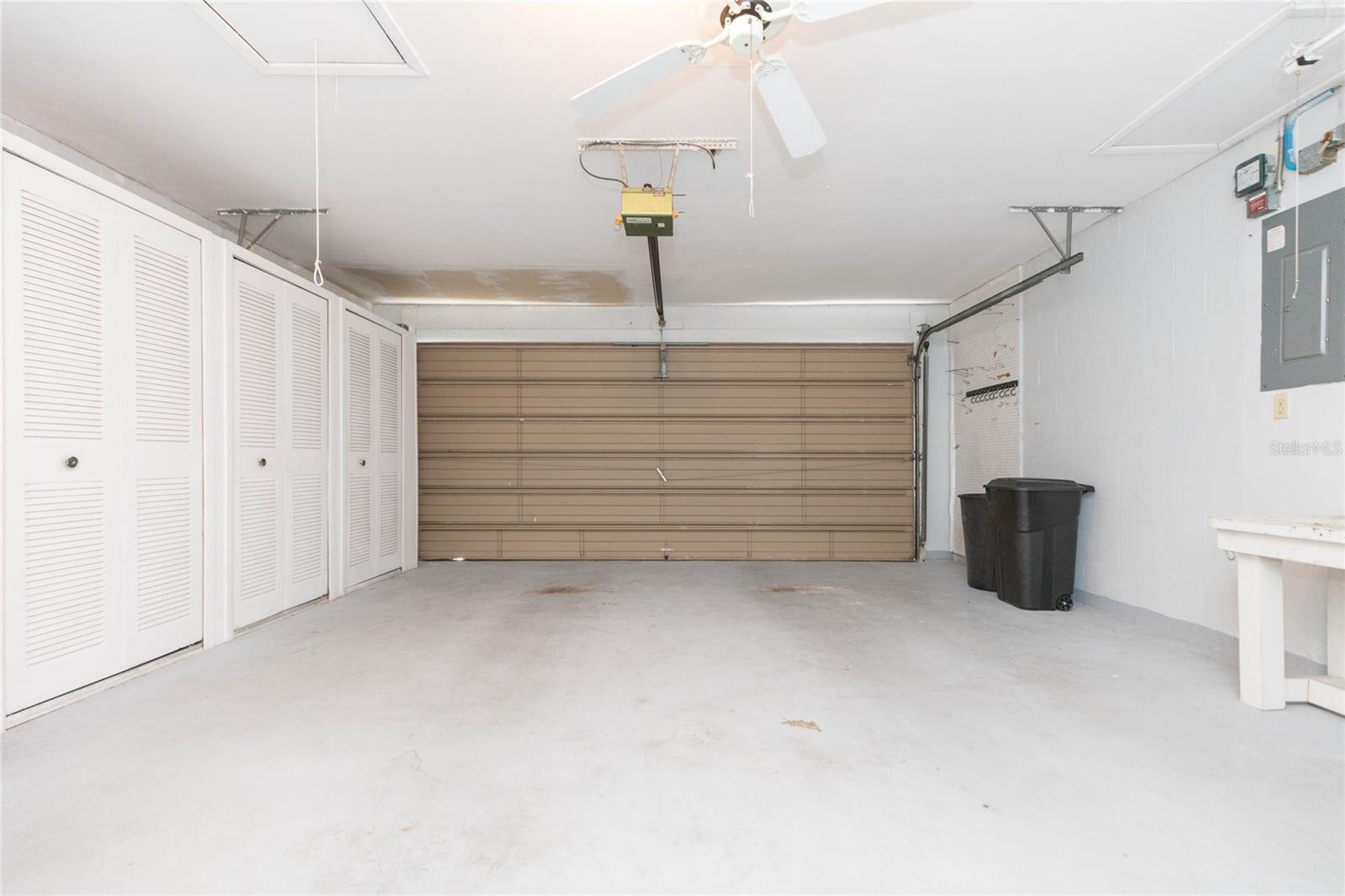 8423 PEBBLE DR — photo 33