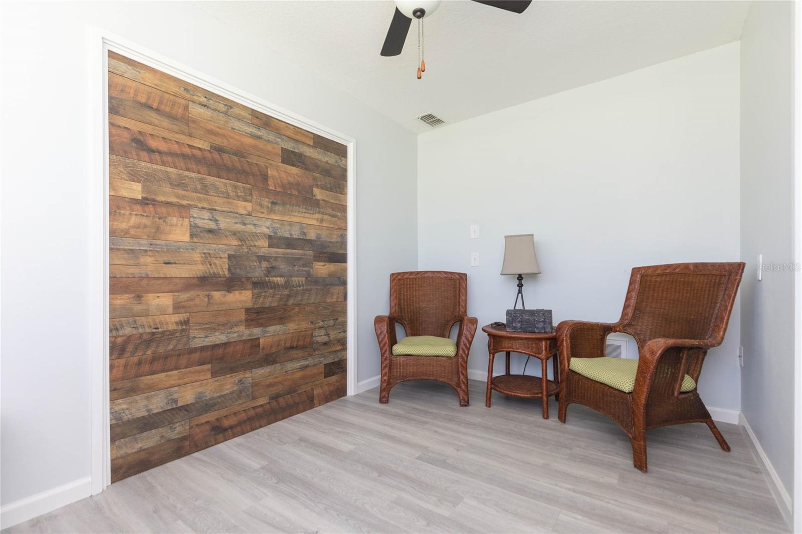 8423 PEBBLE DR — photo 29