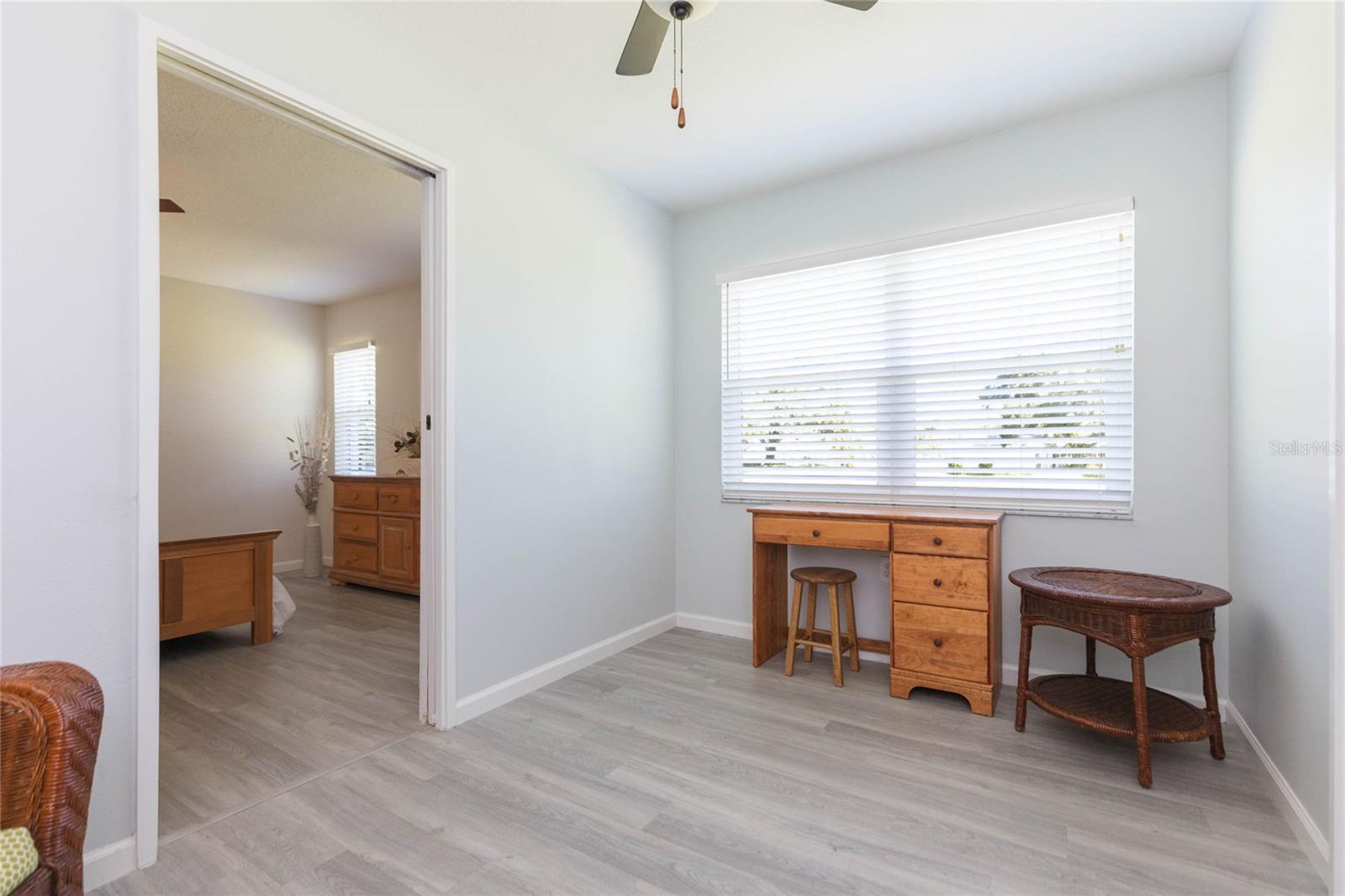 8423 PEBBLE DR — photo 30