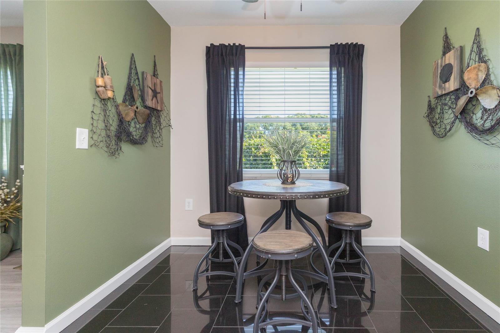 8423 PEBBLE DR — photo 17