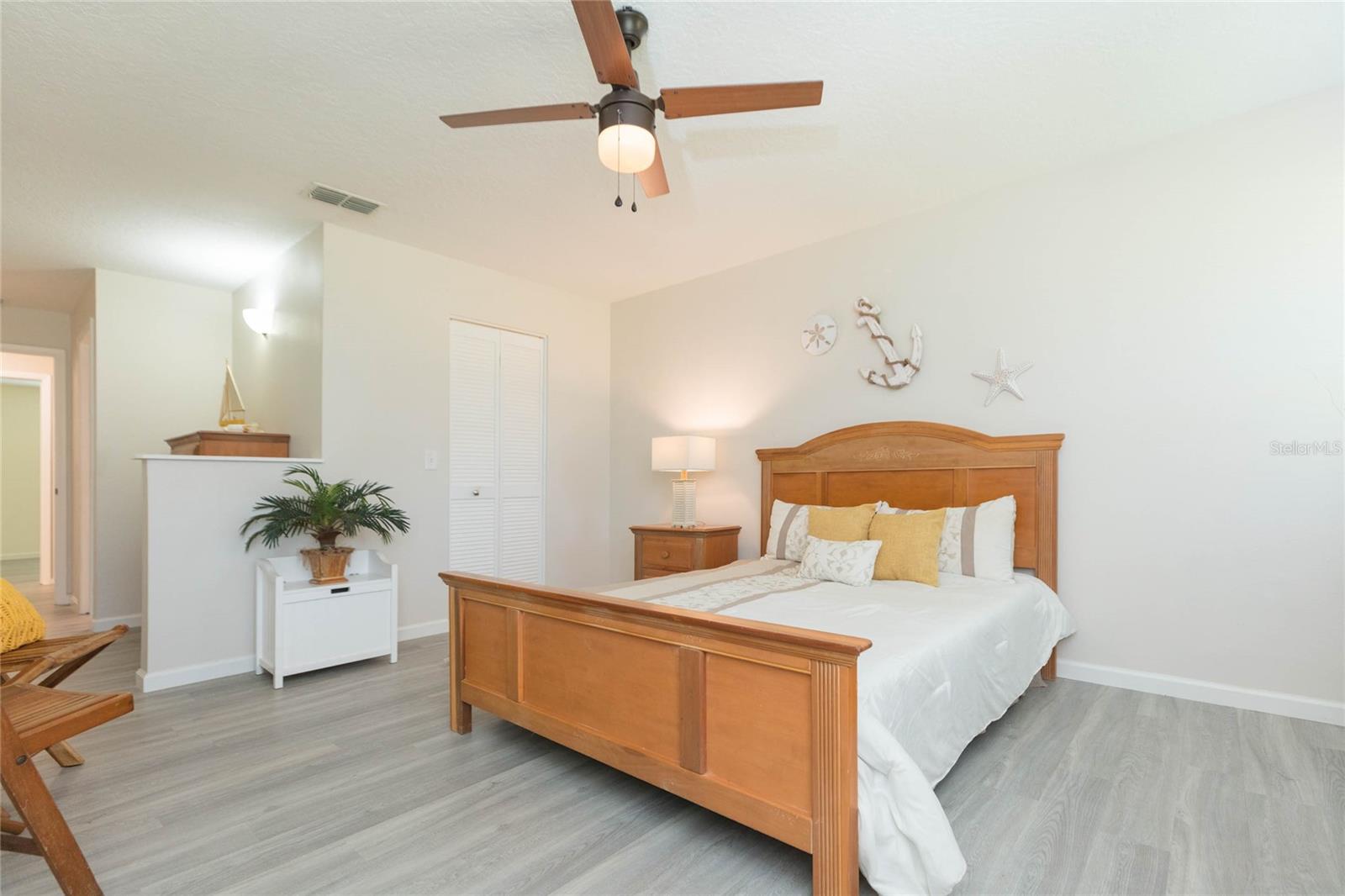 8423 PEBBLE DR — photo 27