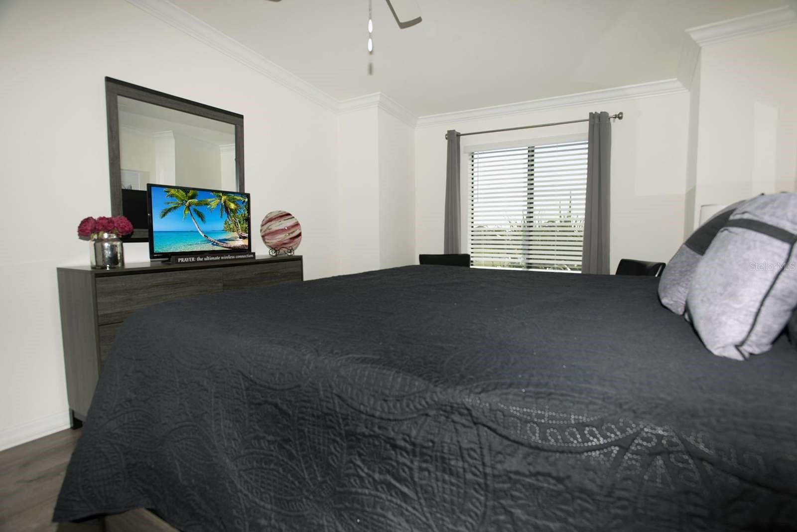 5557 PALMER CIR #205 — photo 32
