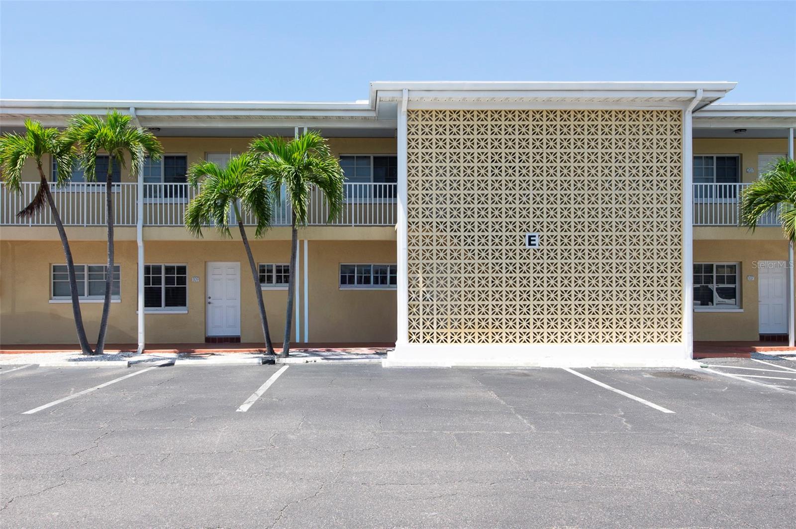 19417 GULF BLVD #E109 — photo 2