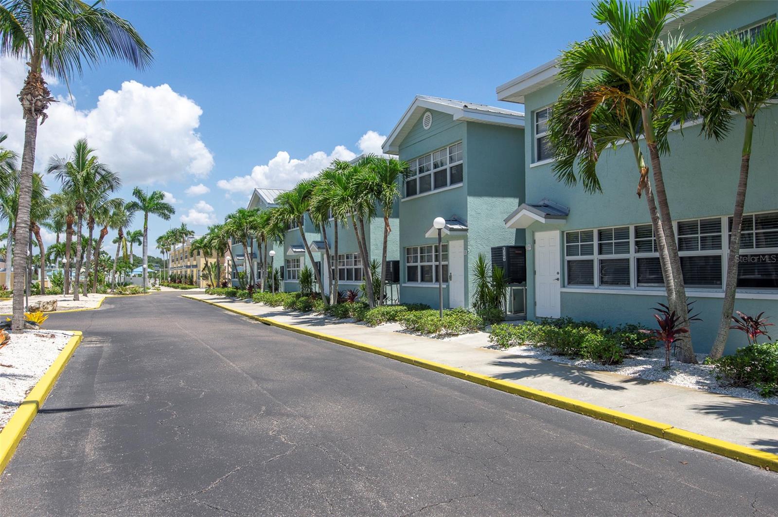 19417 GULF BLVD #E109 — photo 36