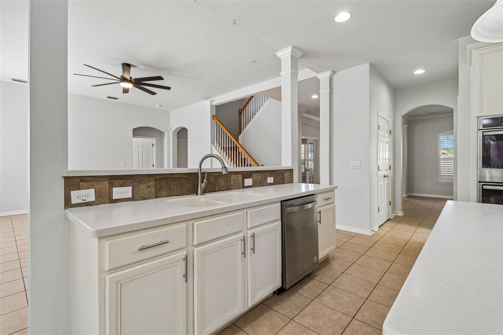 8523 NORTHTON GROVES BLVD — photo 18