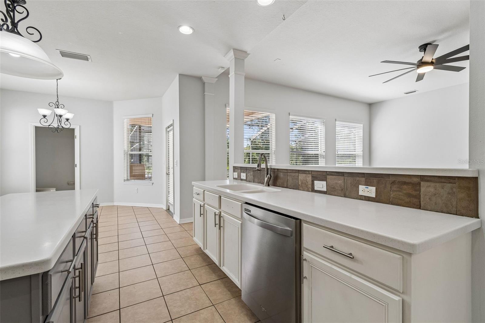 8523 NORTHTON GROVES BLVD — photo 16