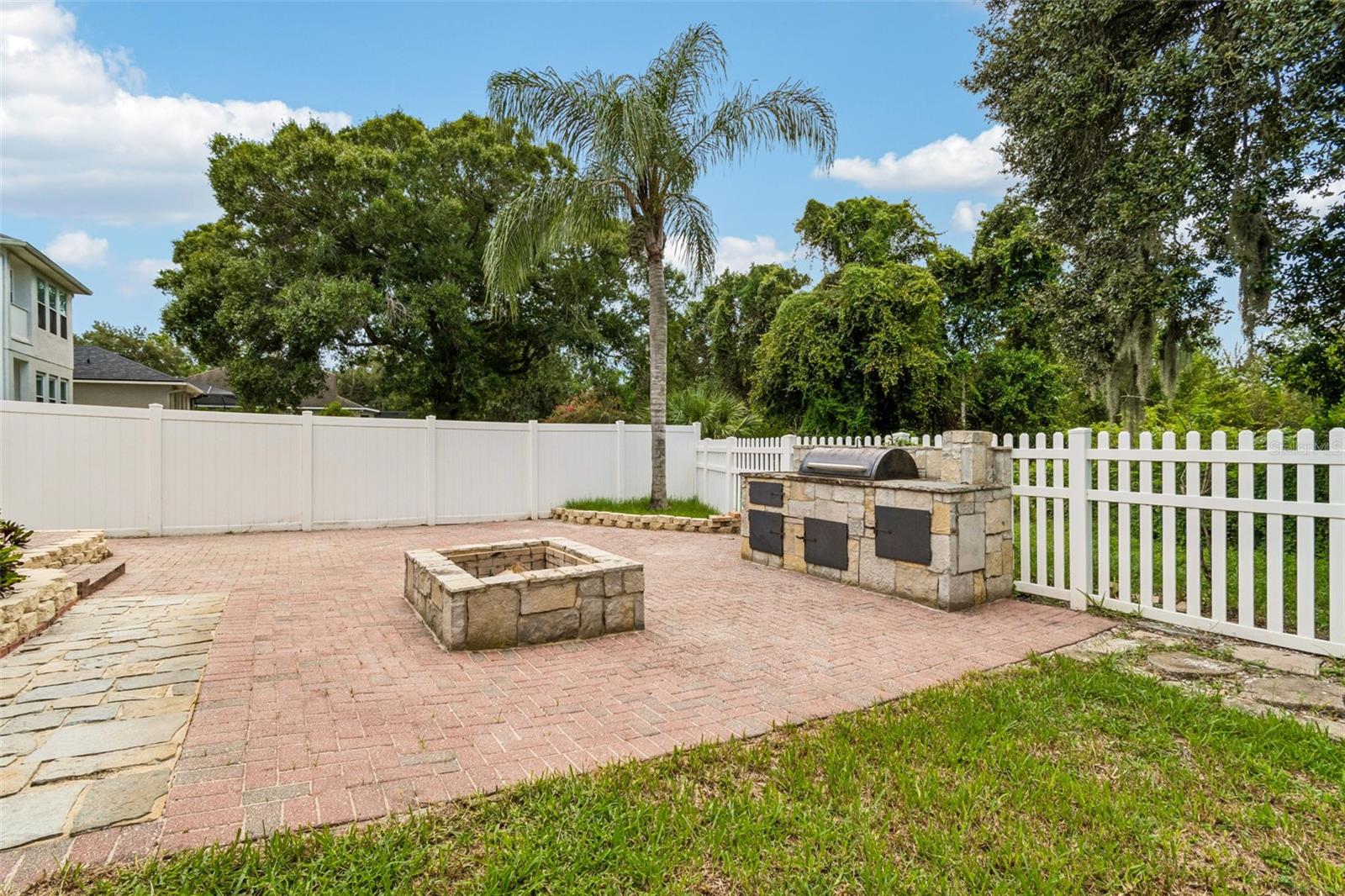 8523 NORTHTON GROVES BLVD — photo 85