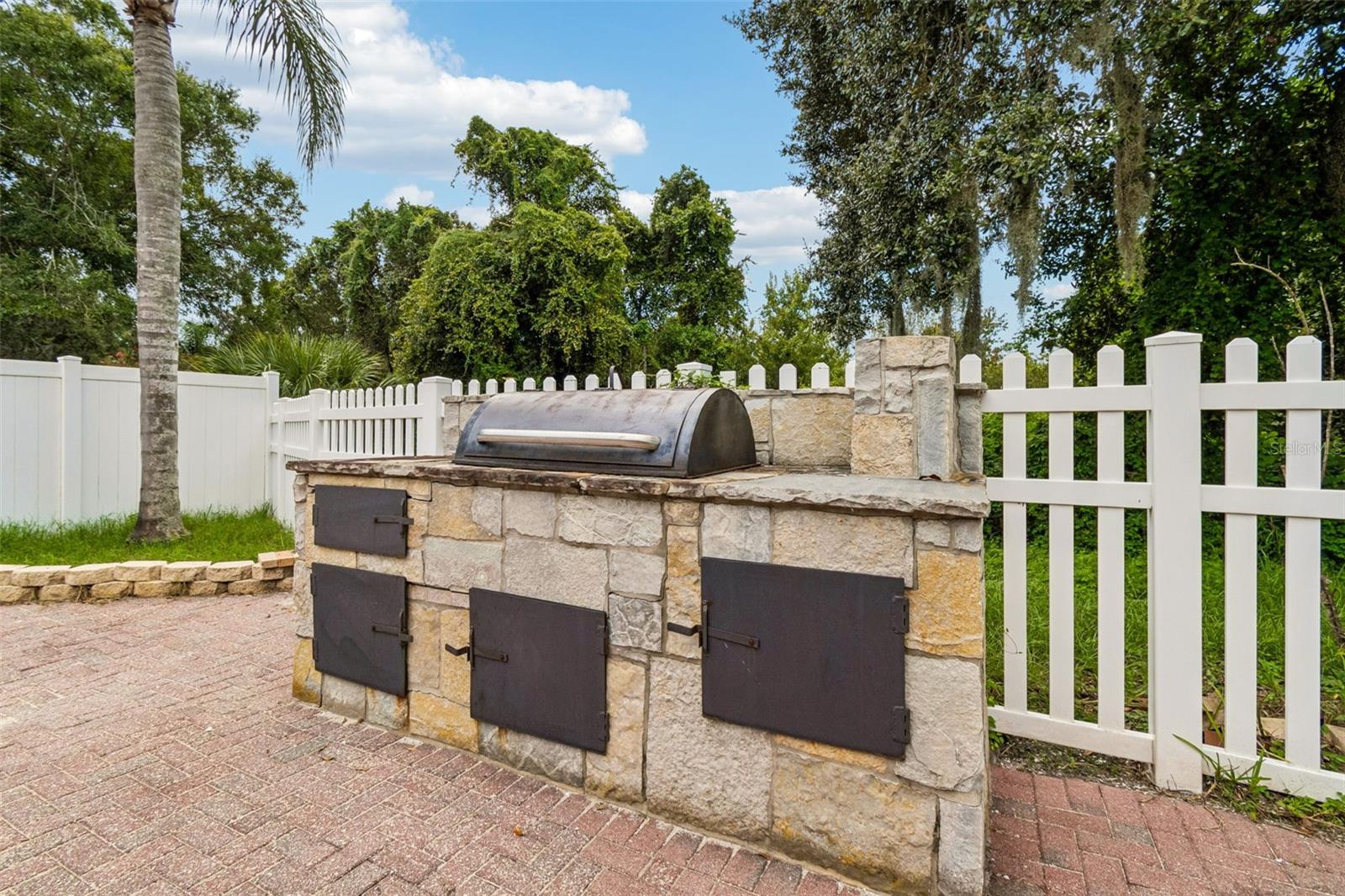 8523 NORTHTON GROVES BLVD — photo 87