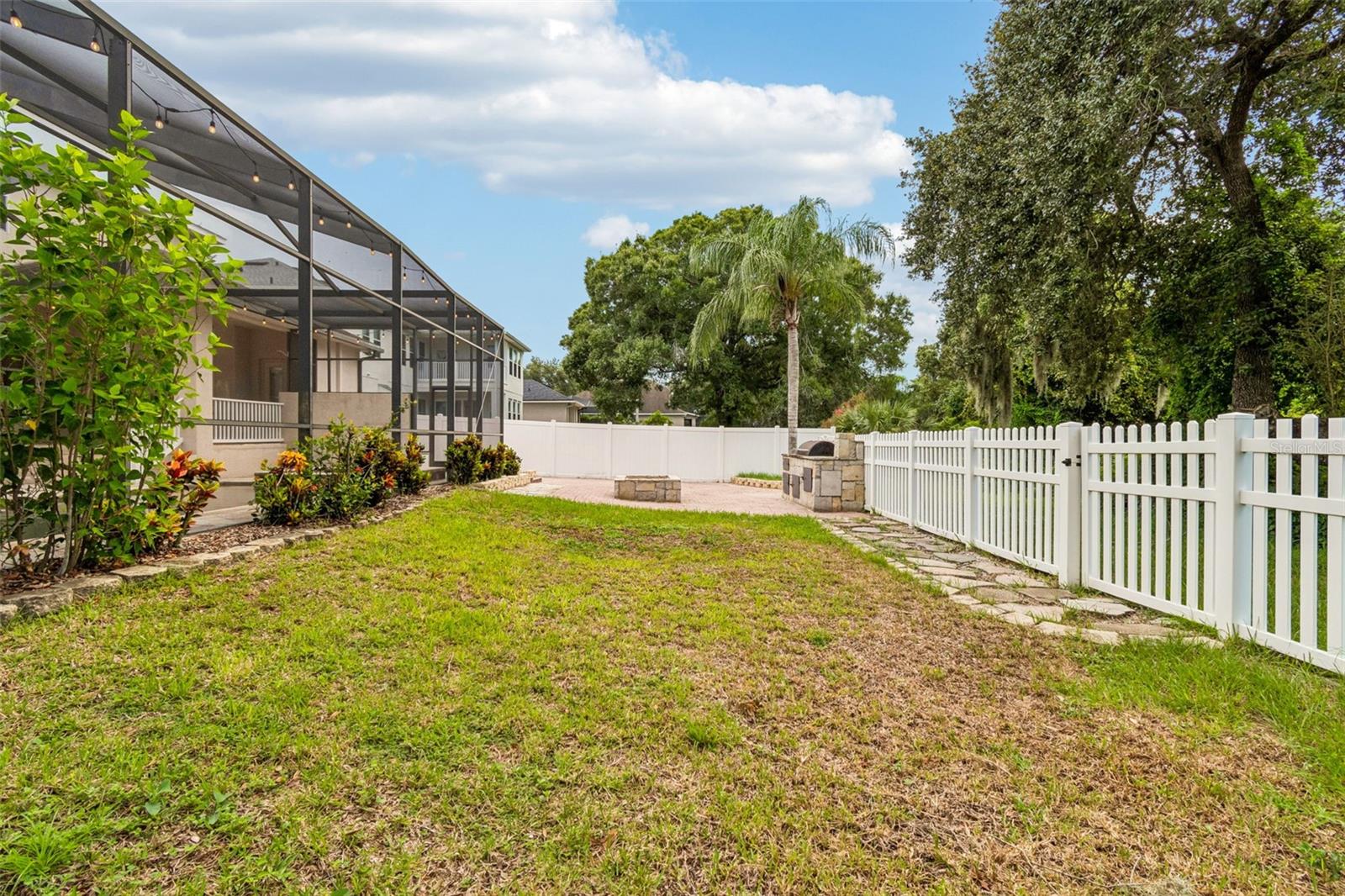 8523 NORTHTON GROVES BLVD — photo 86