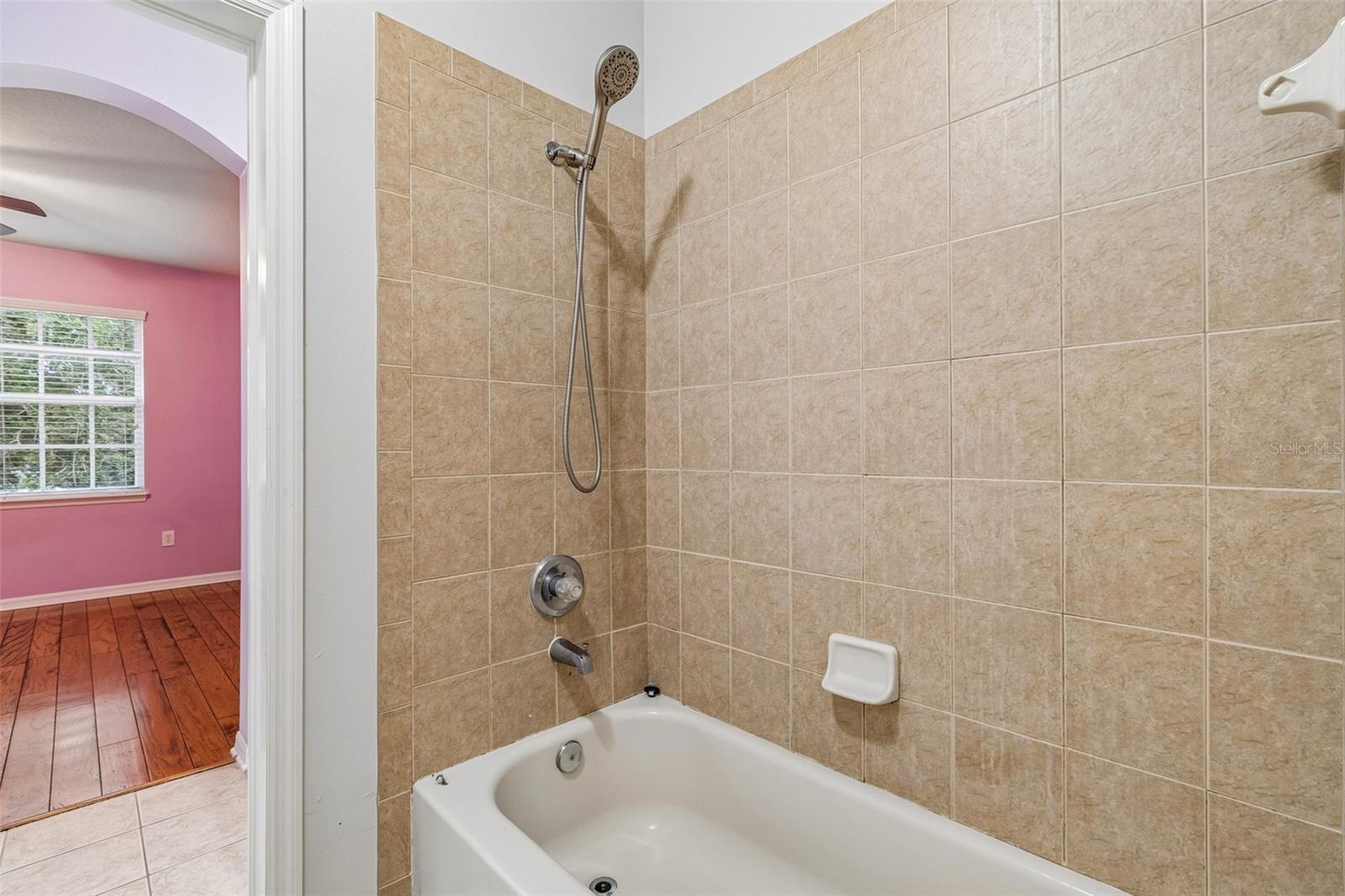 8523 NORTHTON GROVES BLVD — photo 63