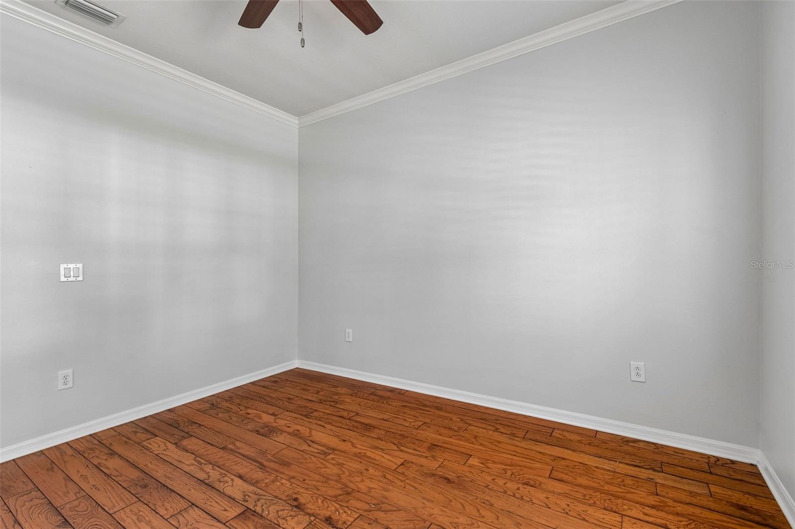 8523 NORTHTON GROVES BLVD — photo 9