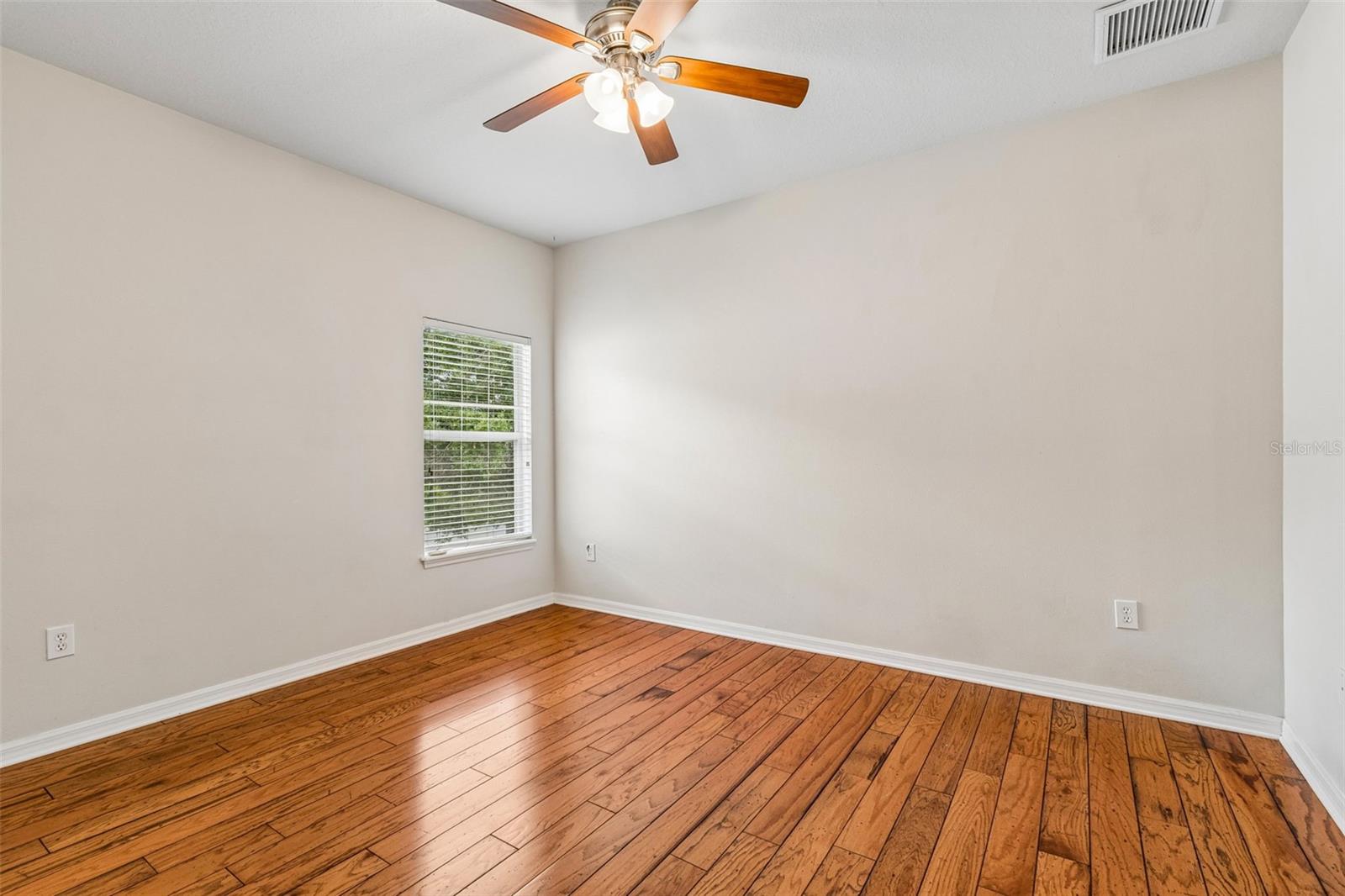 8523 NORTHTON GROVES BLVD — photo 58