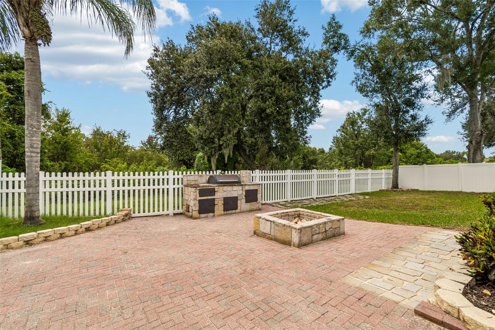 8523 NORTHTON GROVES BLVD — photo 83