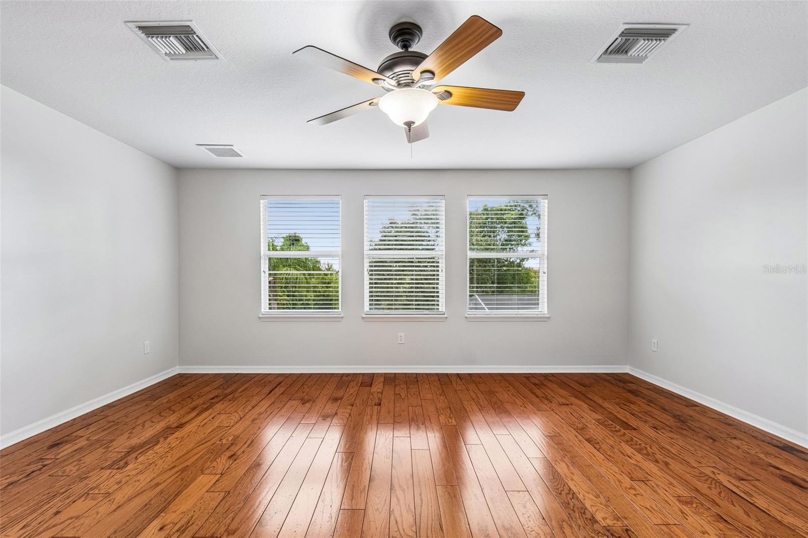 8523 NORTHTON GROVES BLVD — photo 56