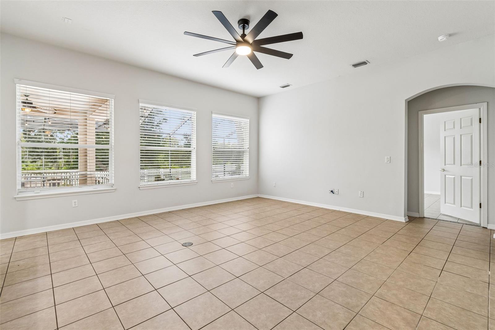 8523 NORTHTON GROVES BLVD — photo 30