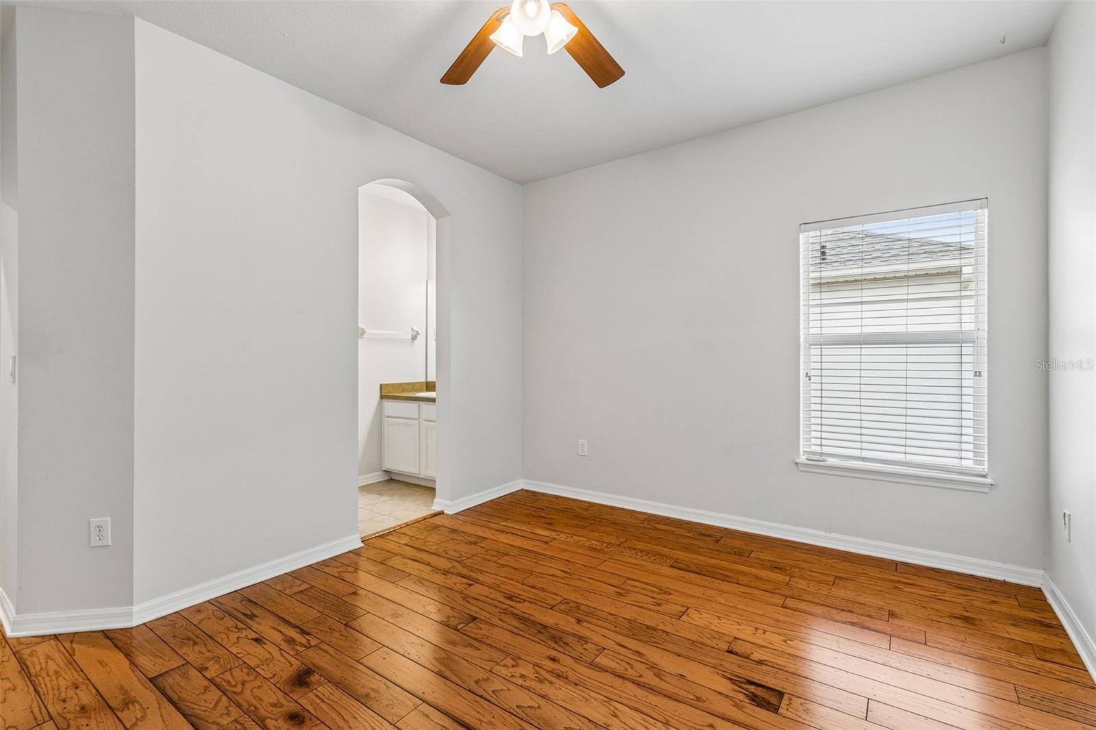 8523 NORTHTON GROVES BLVD — photo 59