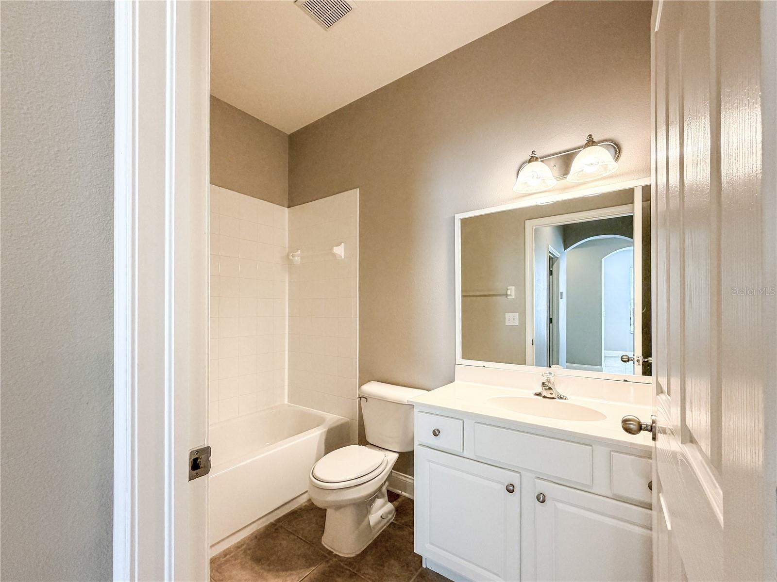 19408 EVERTON PL — photo 21