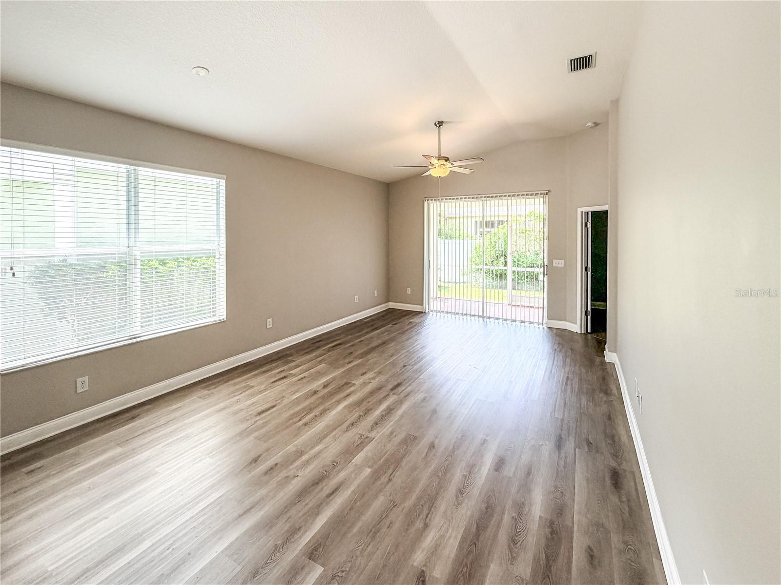 19408 EVERTON PL — photo 10