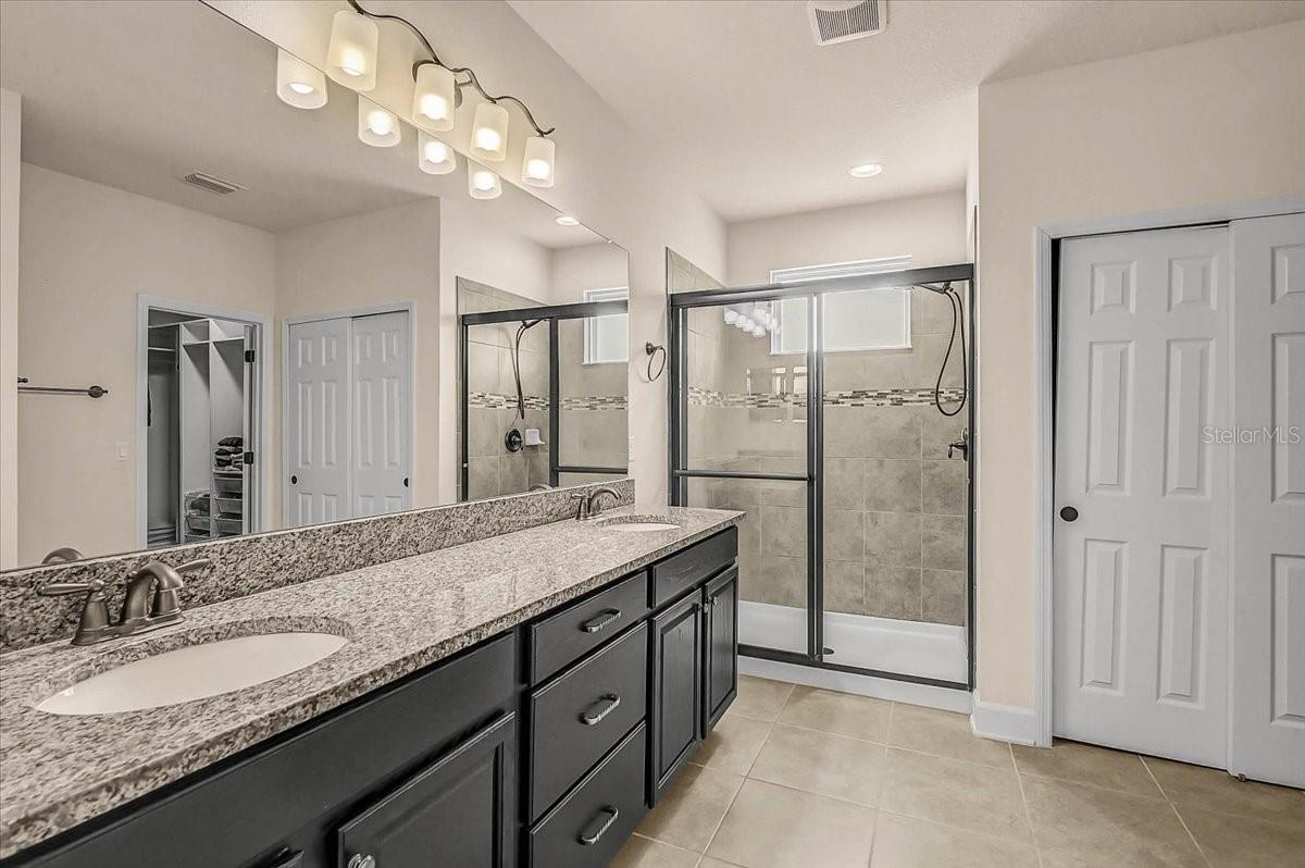 7536 AGUILA DR — photo 8