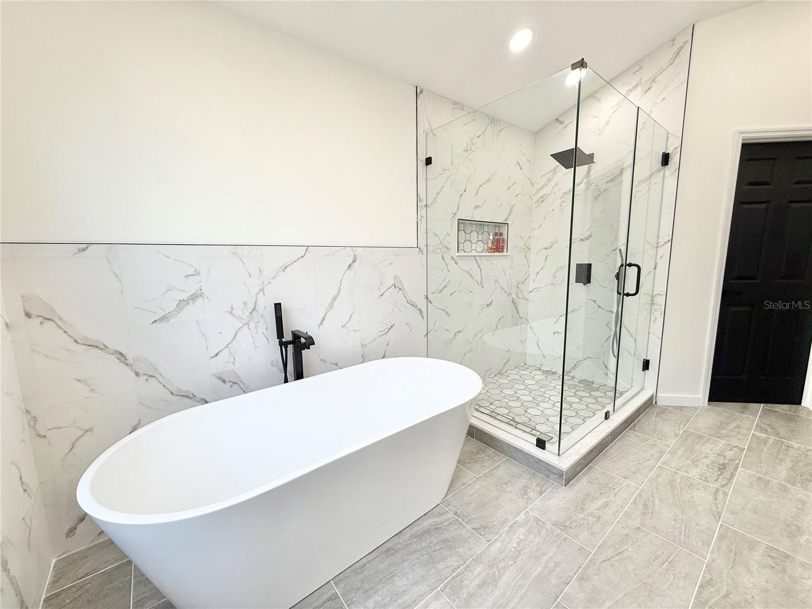 6710 MYRNA DR — photo 51