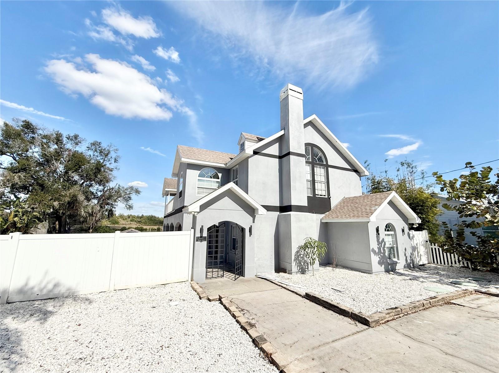 6710 MYRNA DR — photo 18