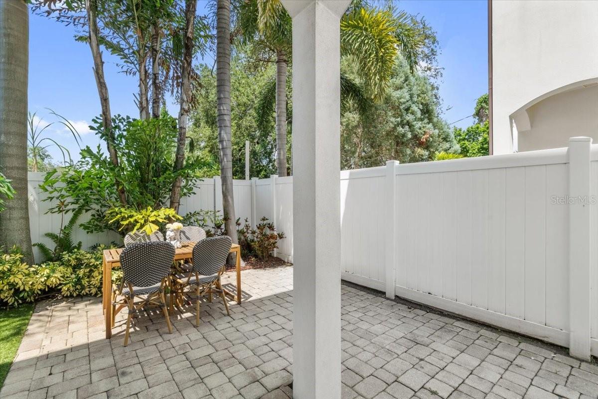 3203 W SANTIAGO ST #B — photo 39