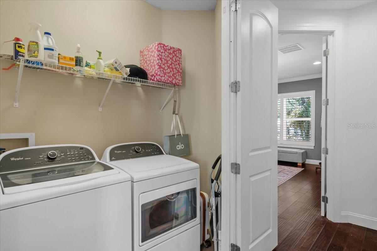 3203 W SANTIAGO ST #B — photo 36