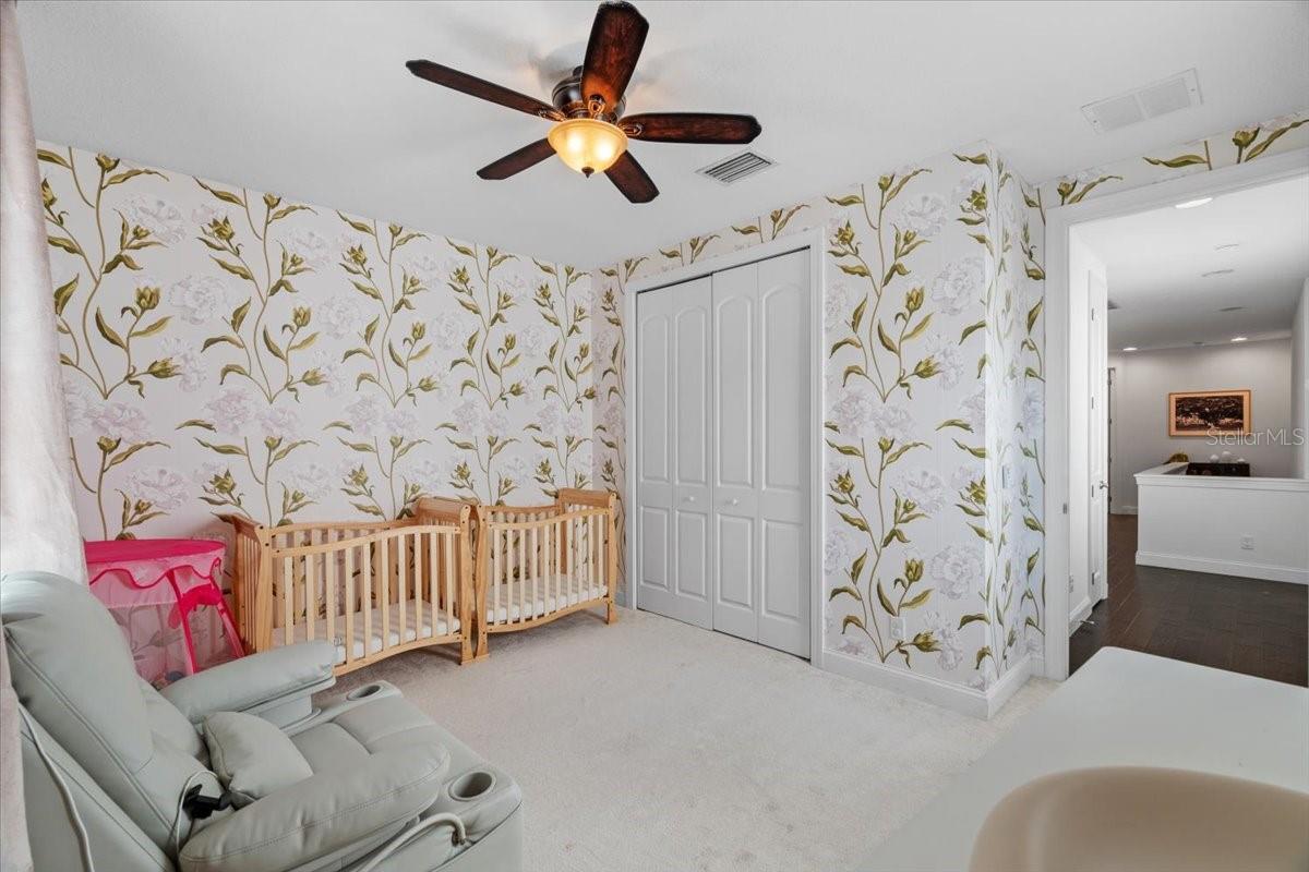 3203 W SANTIAGO ST #B — photo 34