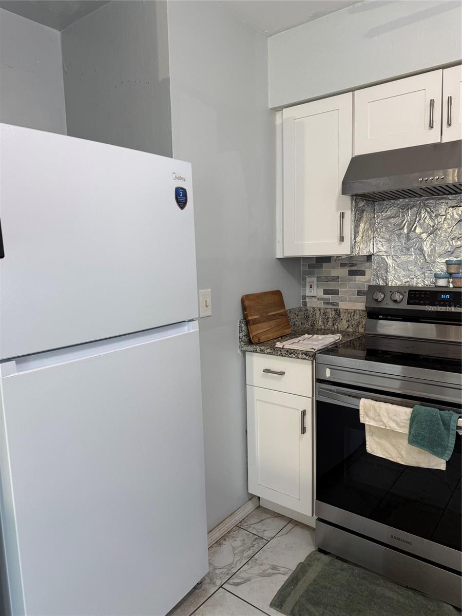 3305 JOE LOUIS DR — photo 8