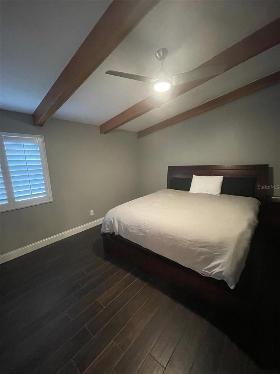 1450 MAHOGANY LN — photo 11
