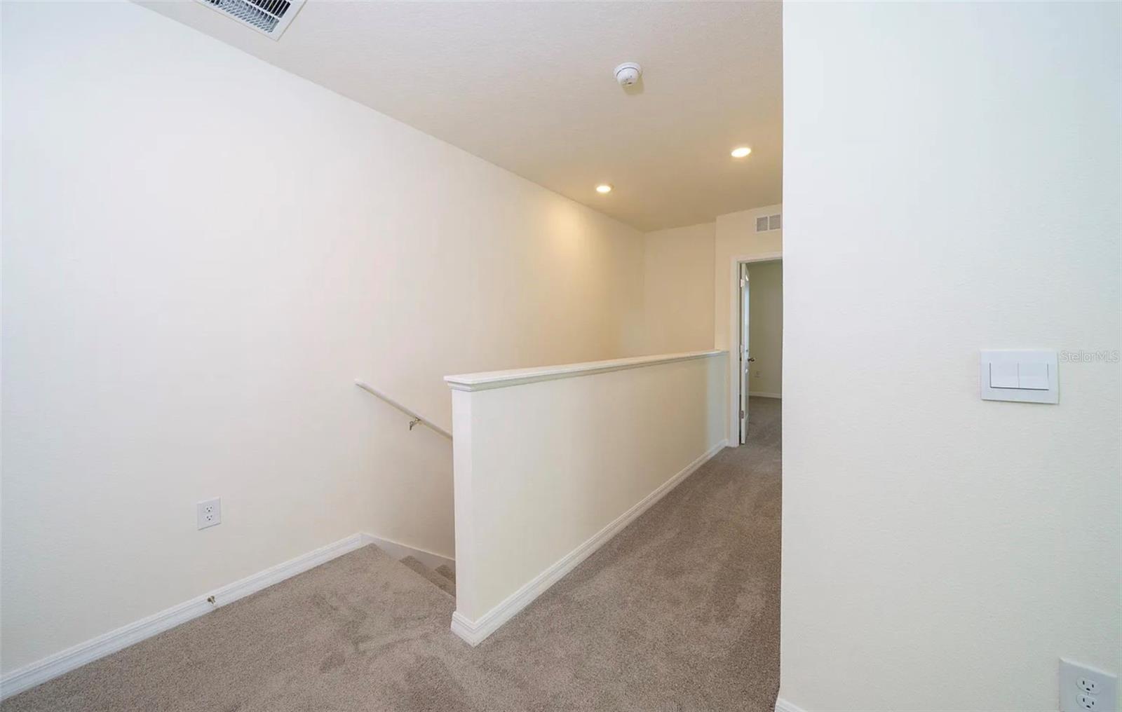 1623 HUBBELL RD — photo 18