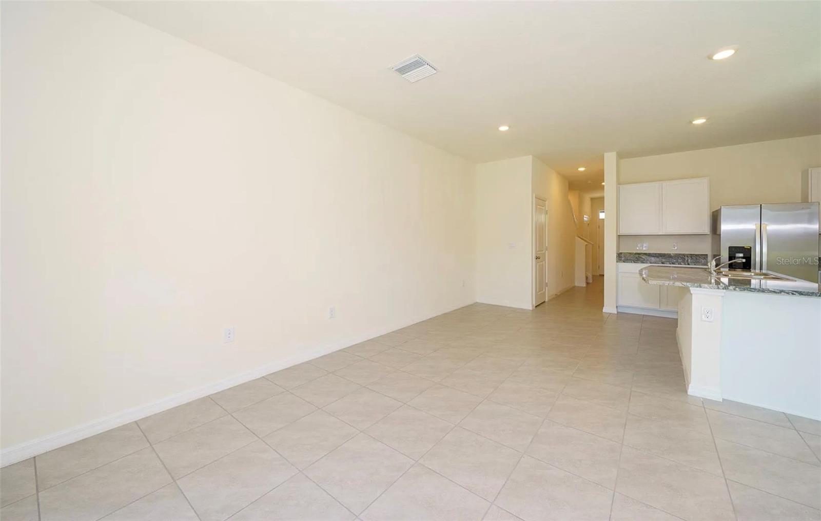1623 HUBBELL RD — photo 16