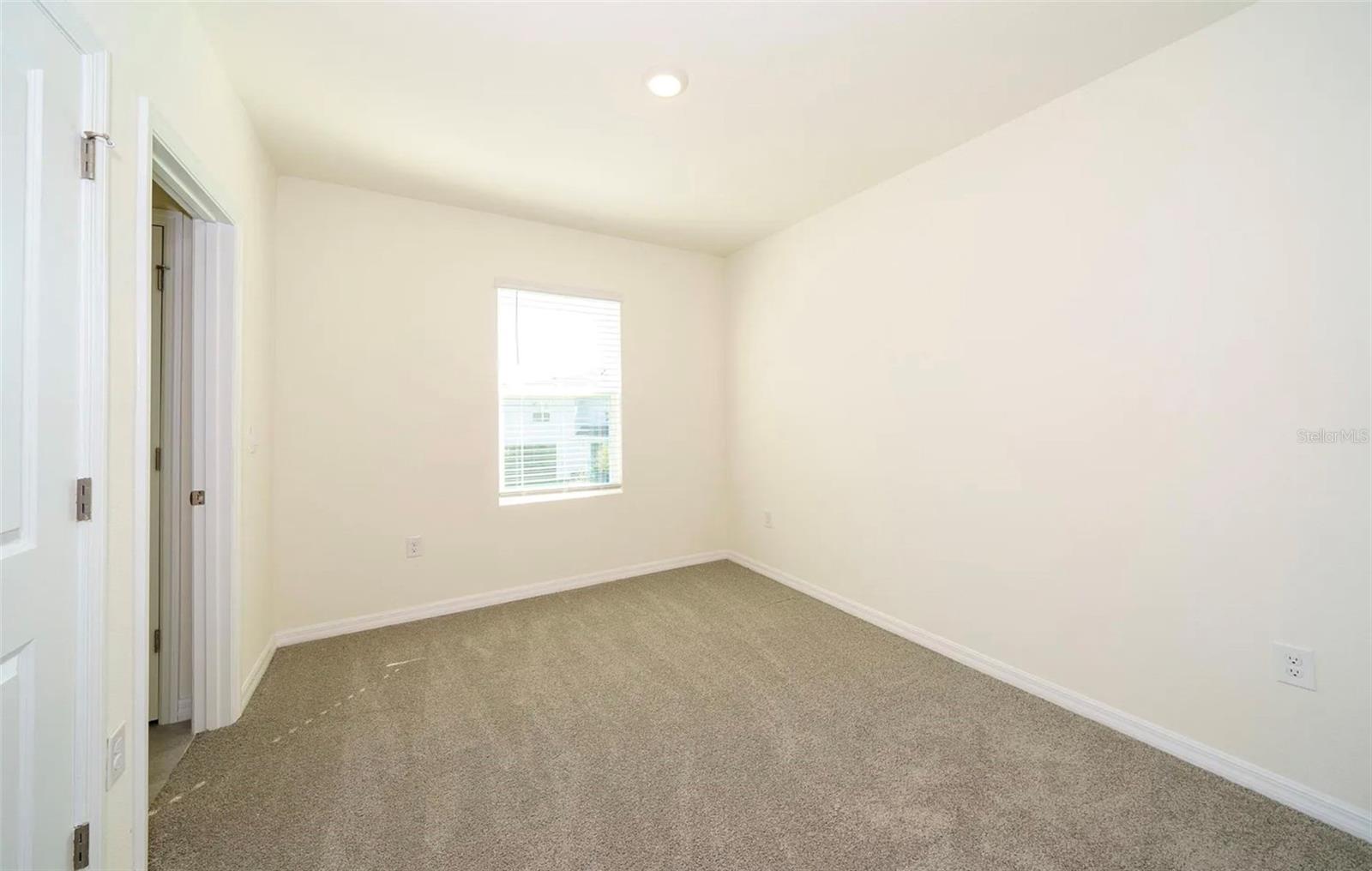 1623 HUBBELL RD — photo 26
