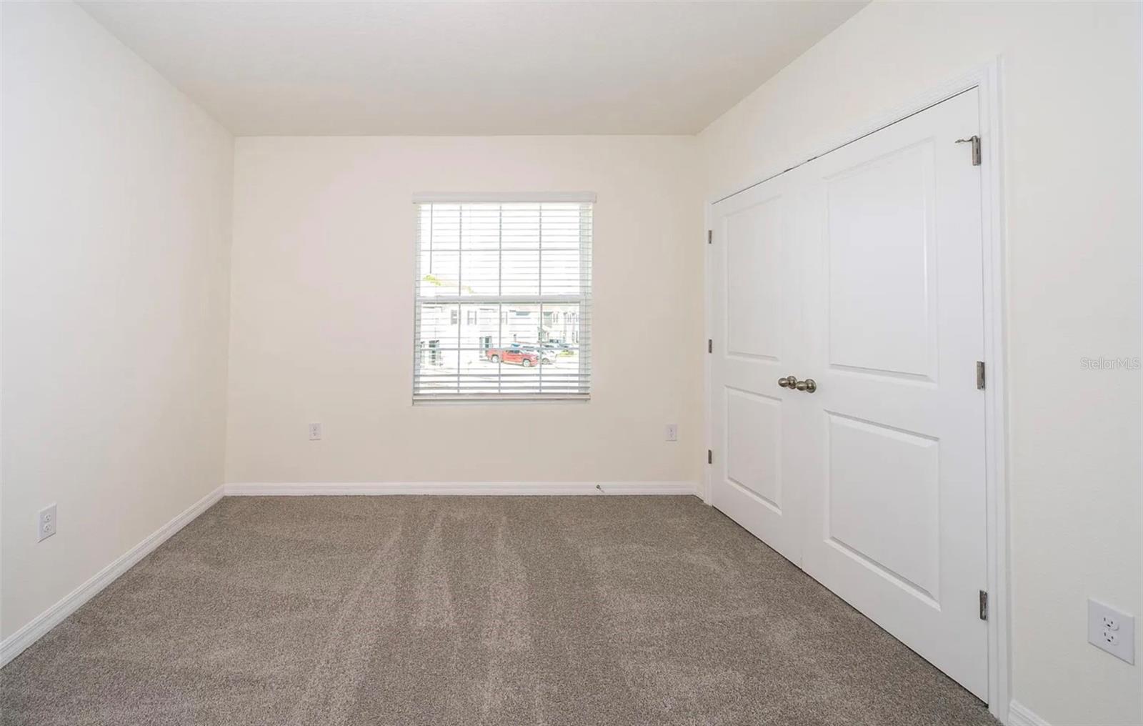 1623 HUBBELL RD — photo 33