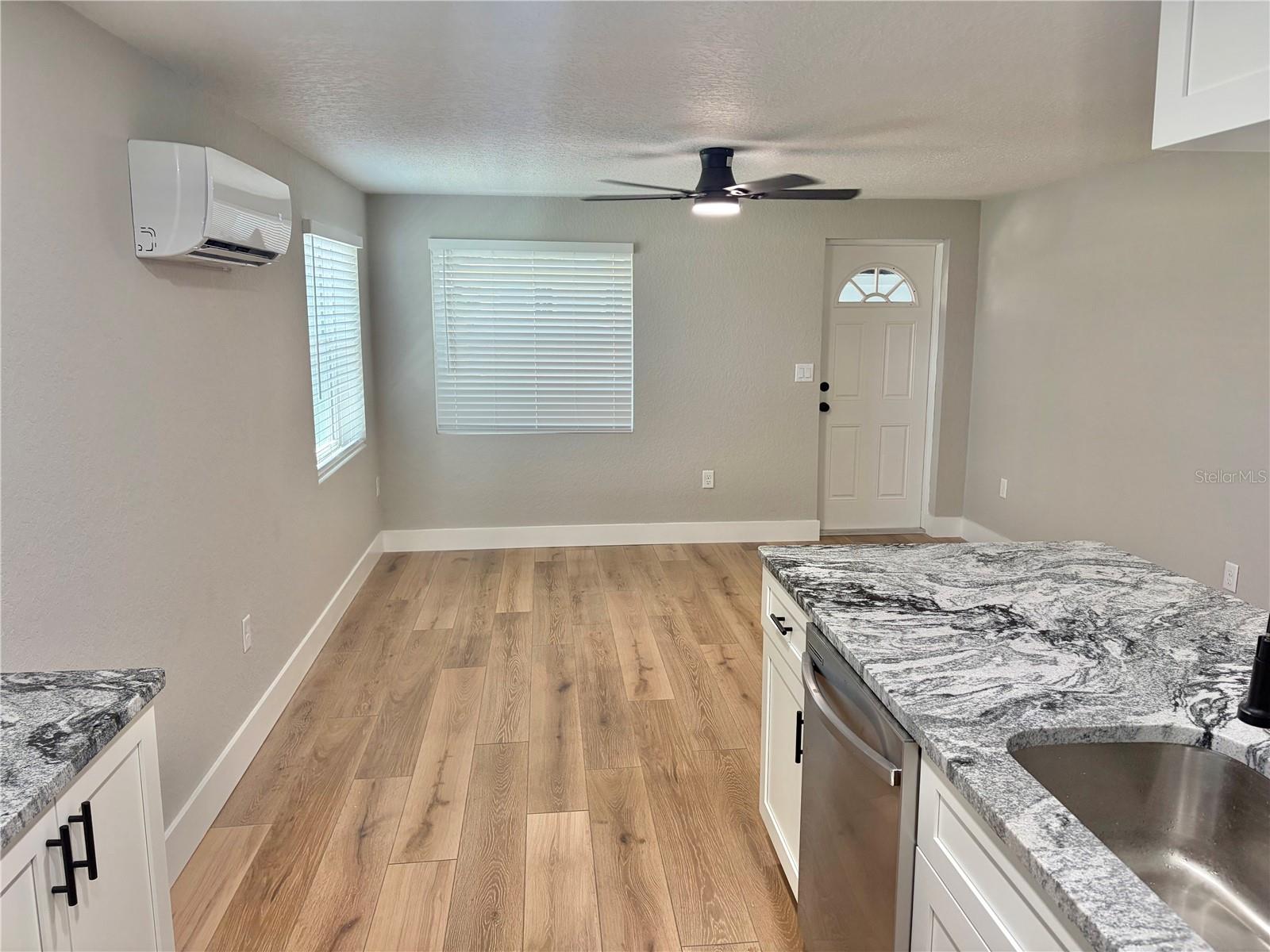 12119 VICTORY DR — photo 16