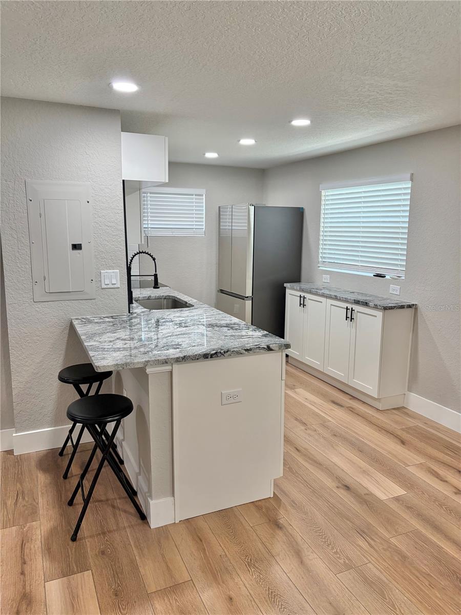 12119 VICTORY DR — photo 15