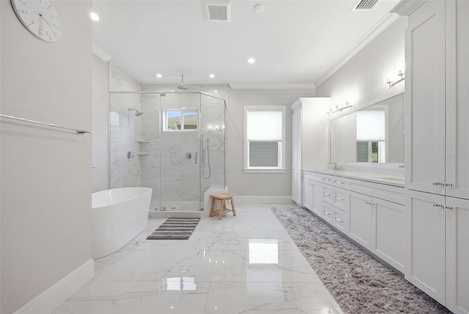 210 S SHORE CREST DR — photo 43