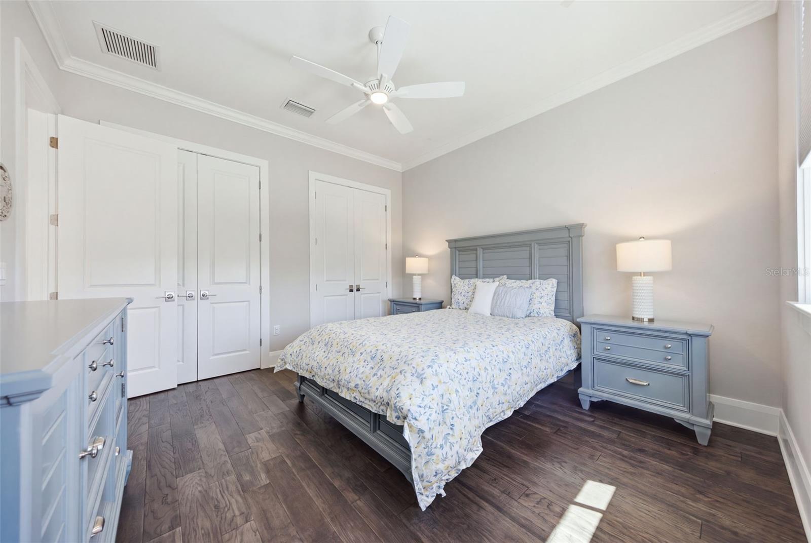 210 S SHORE CREST DR — photo 30