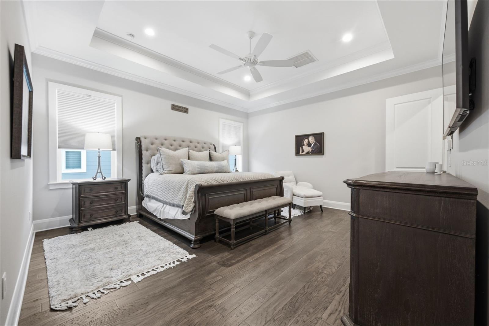 210 S SHORE CREST DR — photo 32