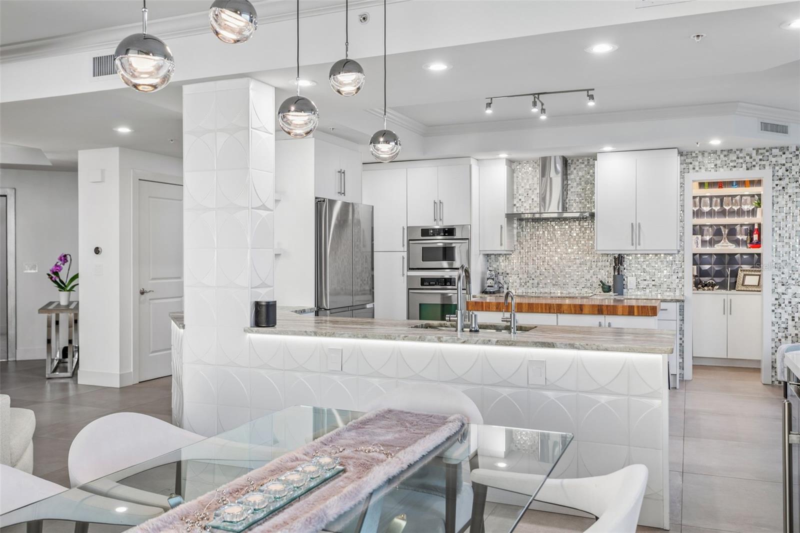 5823 BOWEN DANIEL DR #1501 — photo 16